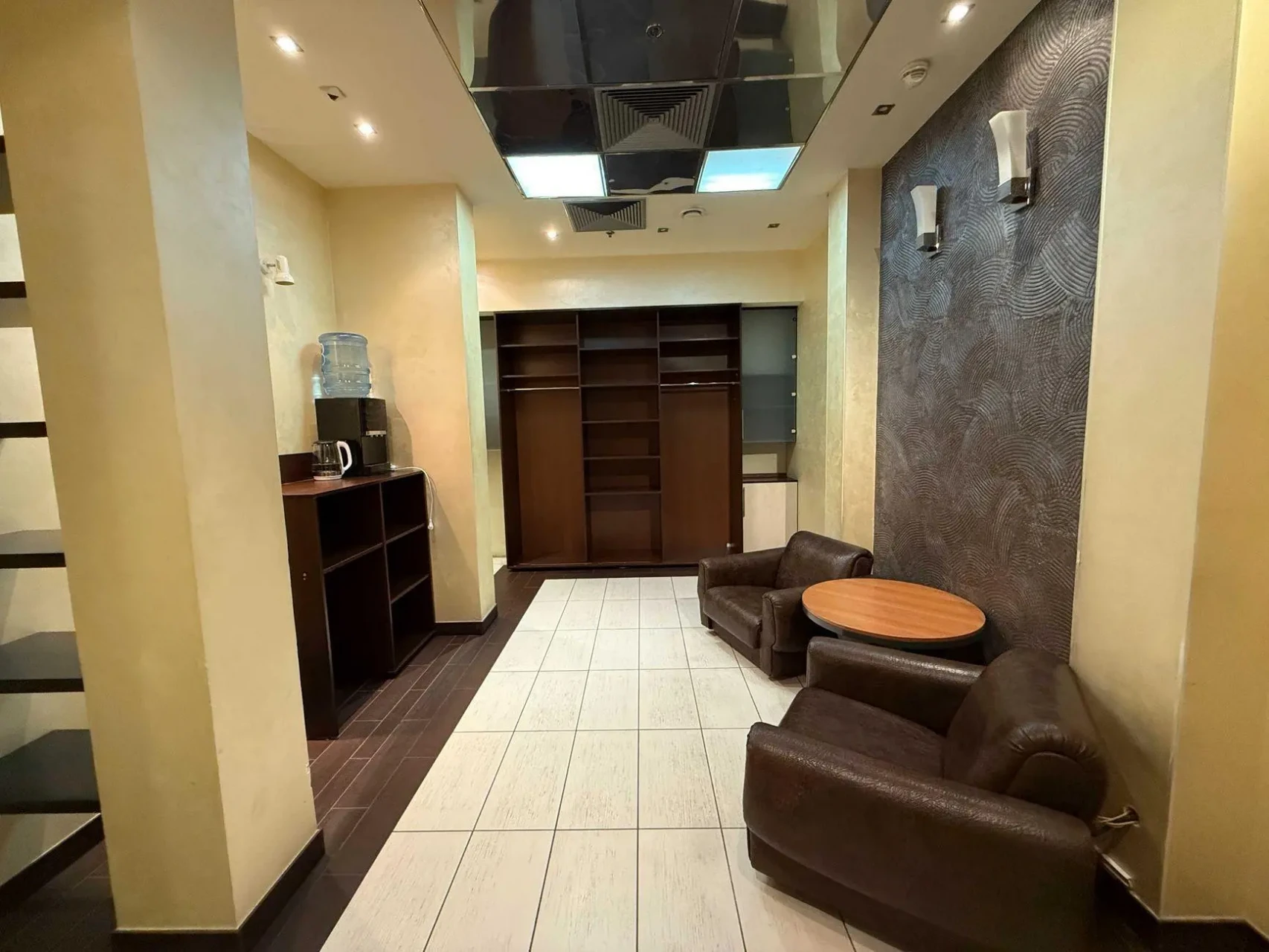 Сдам офисное помещение Київ 4