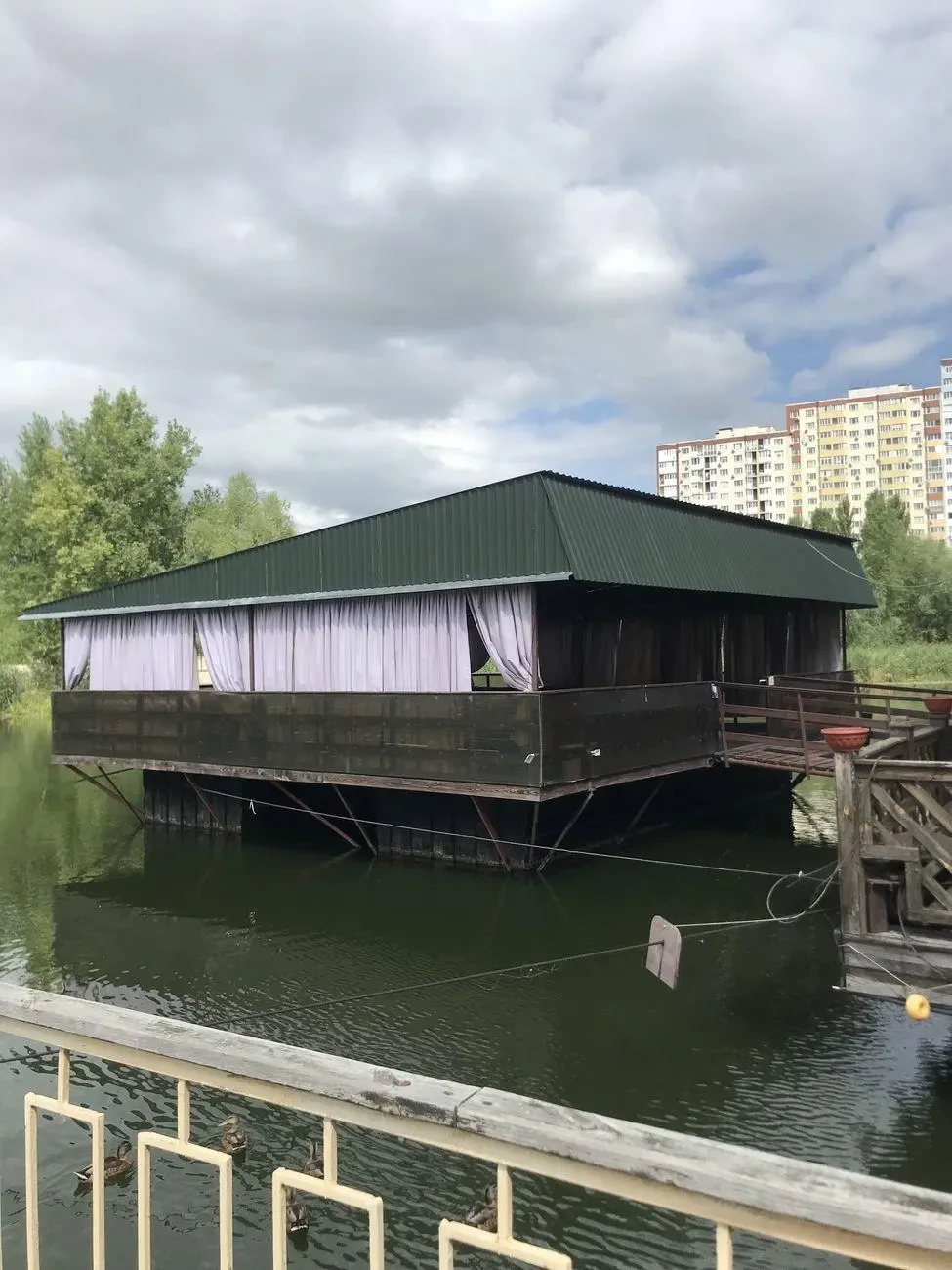 Продаж ресторану на воді. 5