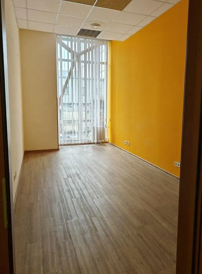 Сдам офисное помещение Київ, Магнітогорська вул. 4