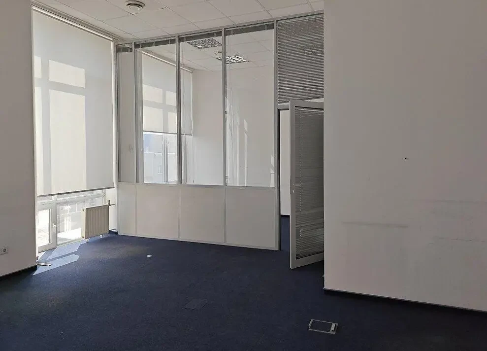 Сдам бизнес центр Київ, Магнітогорська вул. 3