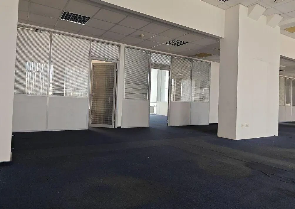 Сдам бизнес центр Київ, Магнітогорська вул.