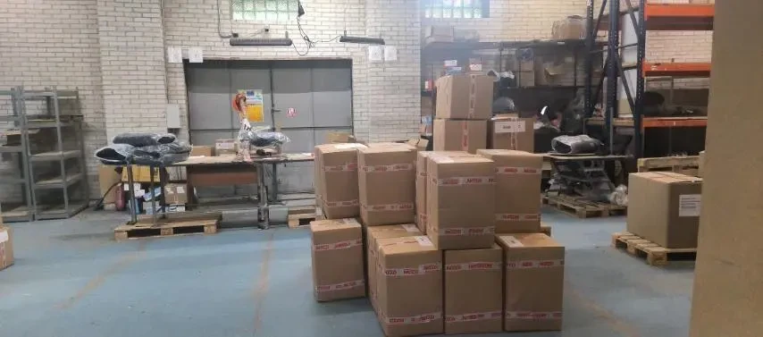 Склад з рампою та стелажами. 370 м кв. 3