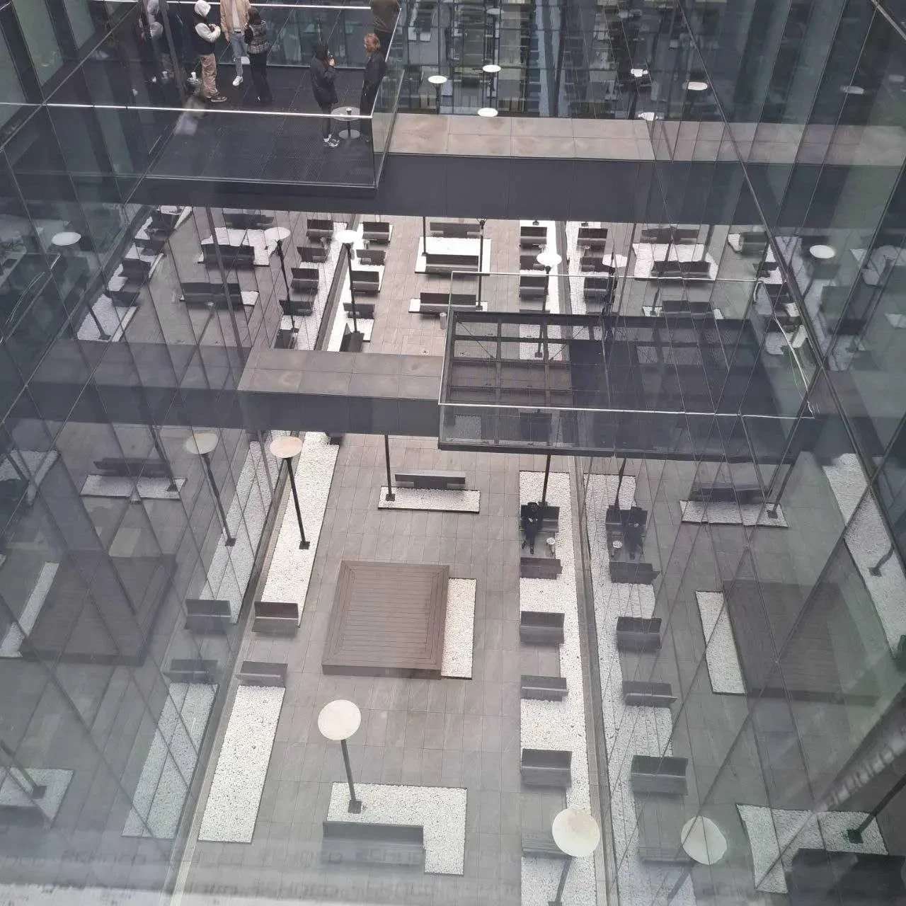 Офісне приміщення. 2500 м. 4