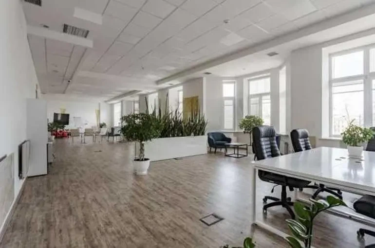 Сдам офисное здание Київ, Контрактова пл. 5