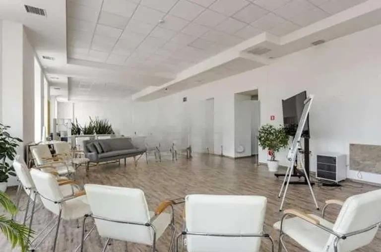 Сдам офисное здание Київ, Контрактова пл. 3