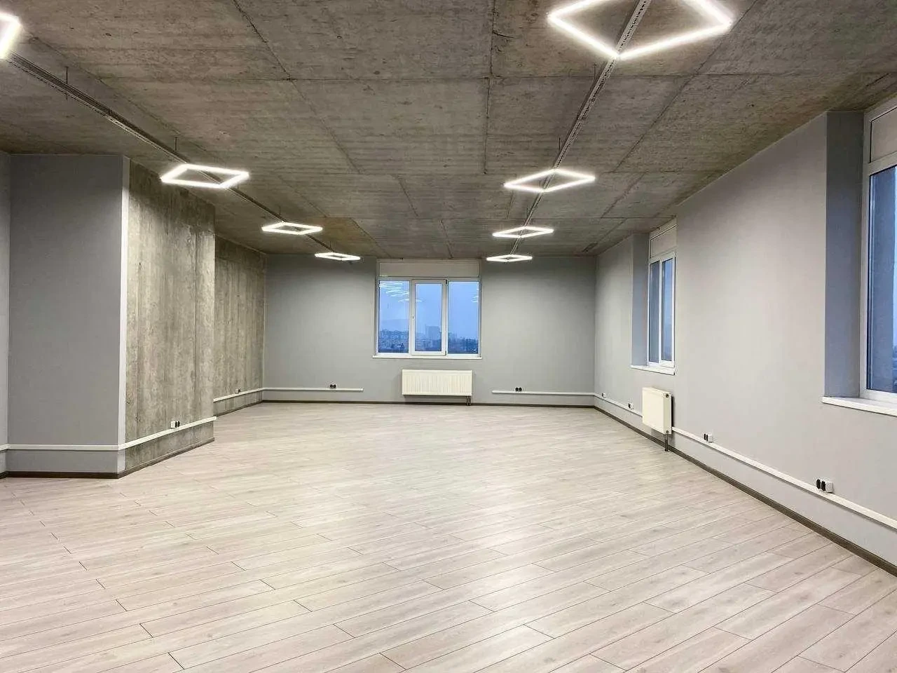 Офісний поверх. 1600 м2 3
