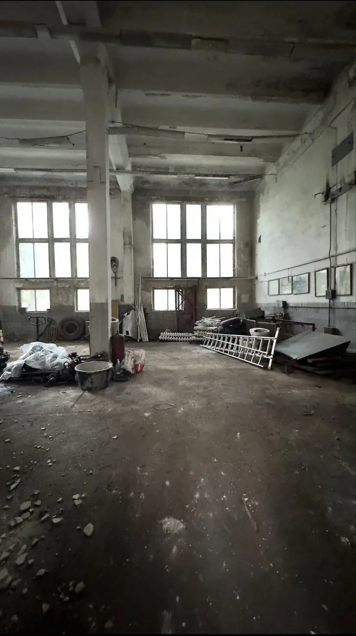 Сдам помещение свободного назначения Київ, Бережанська вул. 3