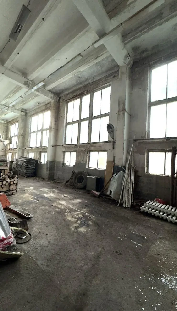 Сдам помещение свободного назначения Київ, Бережанська вул. 2