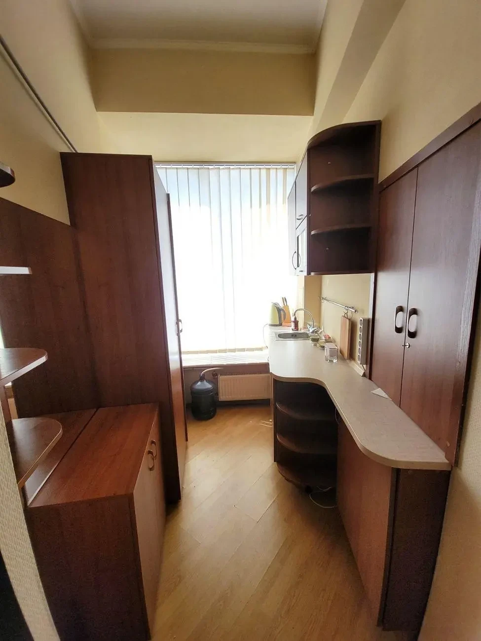 Комфортні та затишні офіси площею від 25 до 780 м. «Царське село» 3