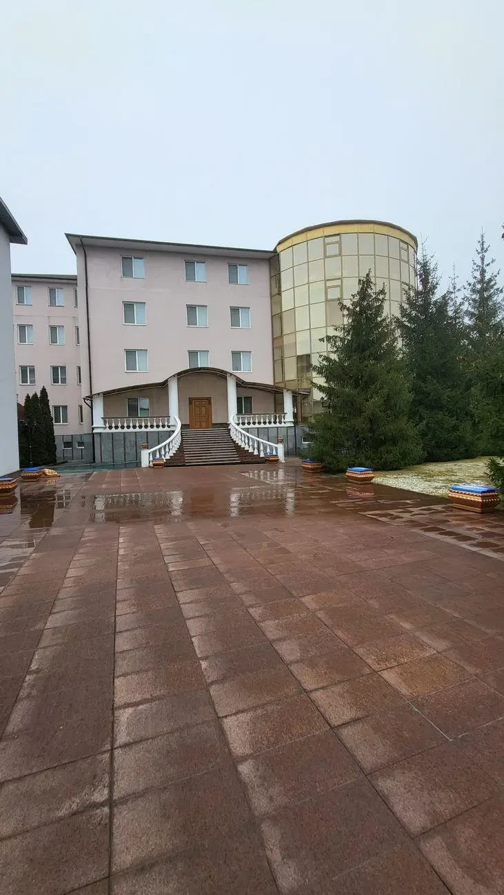 Продам отель Чабани, Польова вул.