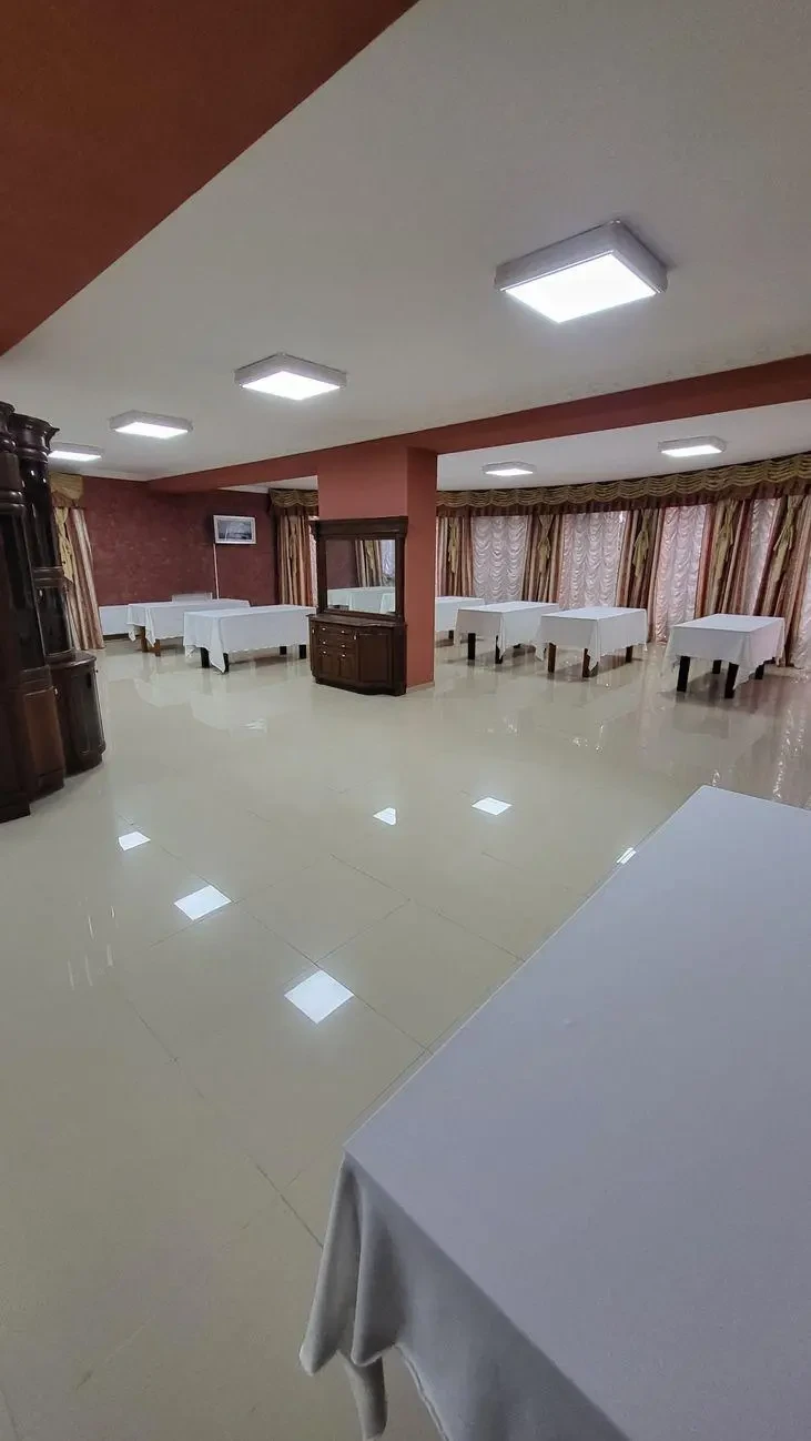 Продам отель Чабани, Польова вул. 3