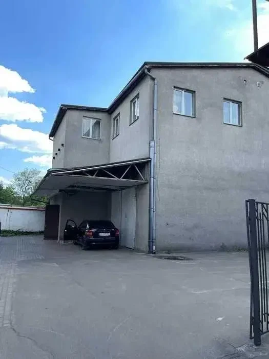 Продам помещение свободного назначения Київ, Гната Хоткевича вул.