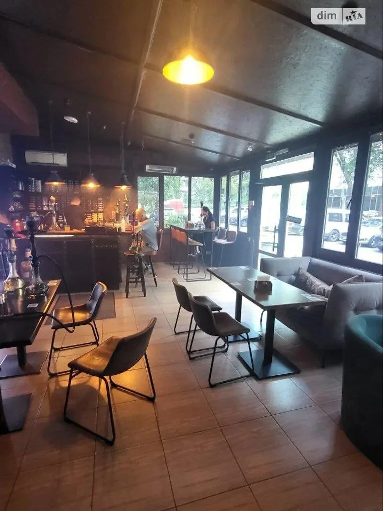 Продаж комерційного приміщення. Русанівська набережна, 12/1. 2