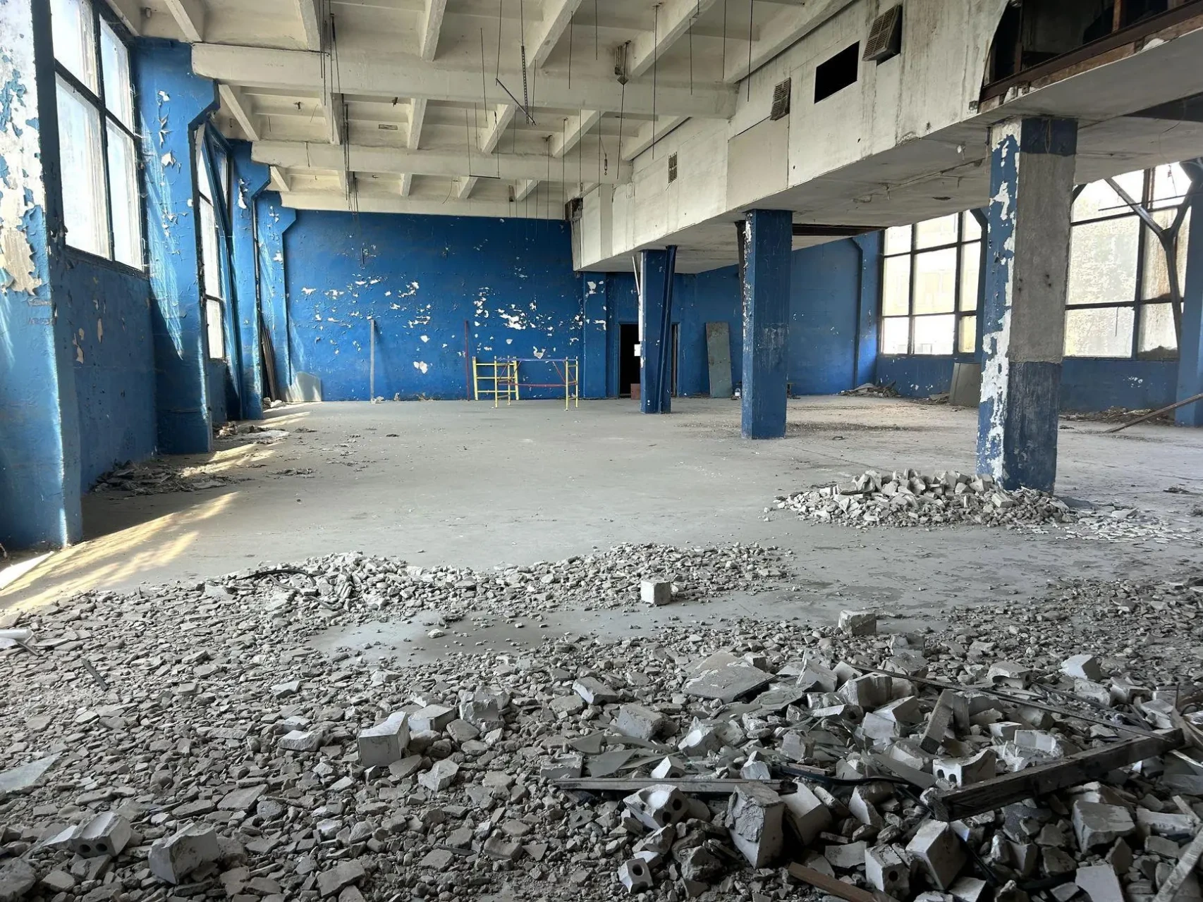 Сдам помещение свободного назначения Київ, Кирилівська вул.