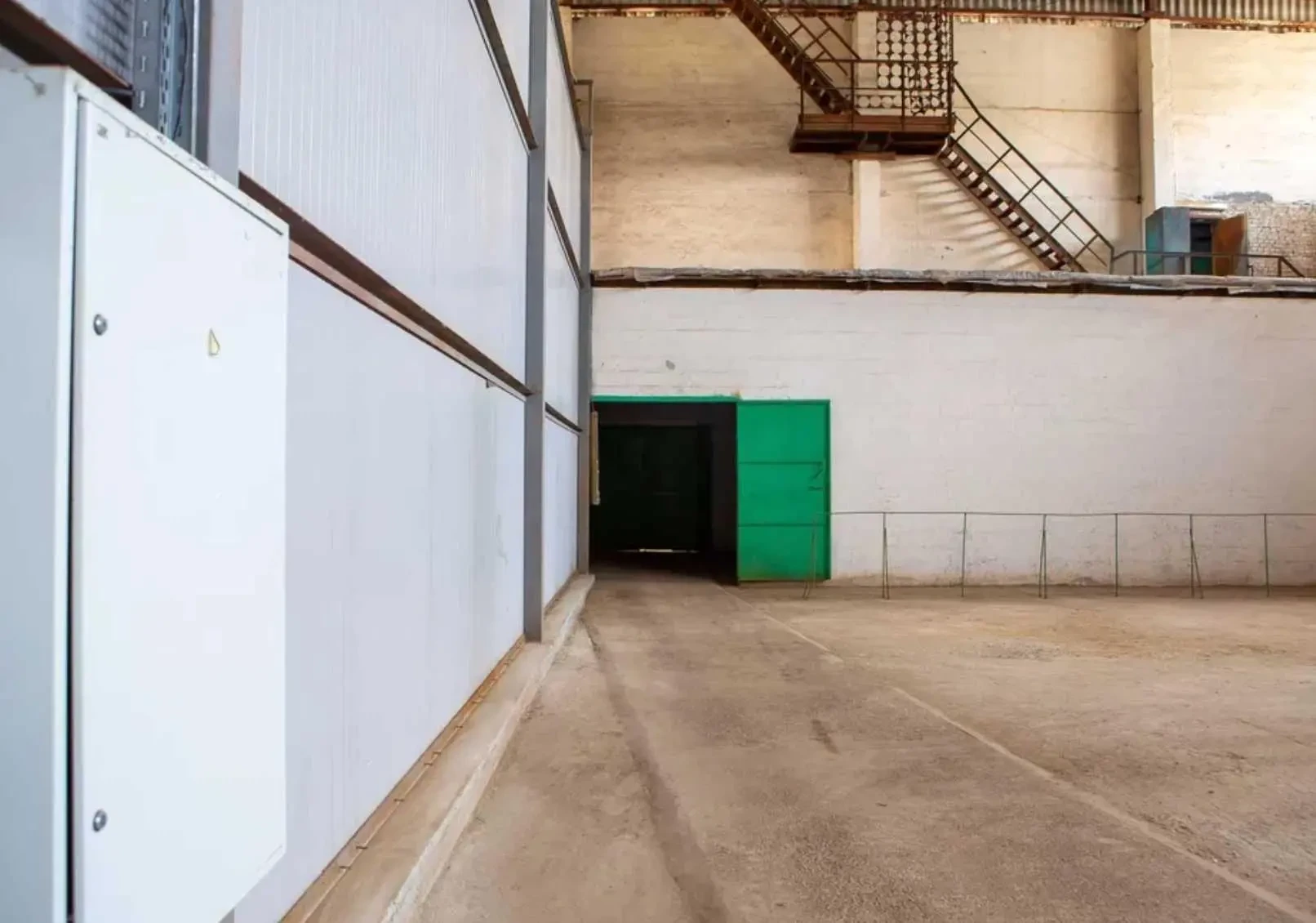 Продам производственное помещение Київ, Малишка Андрія вул. 5