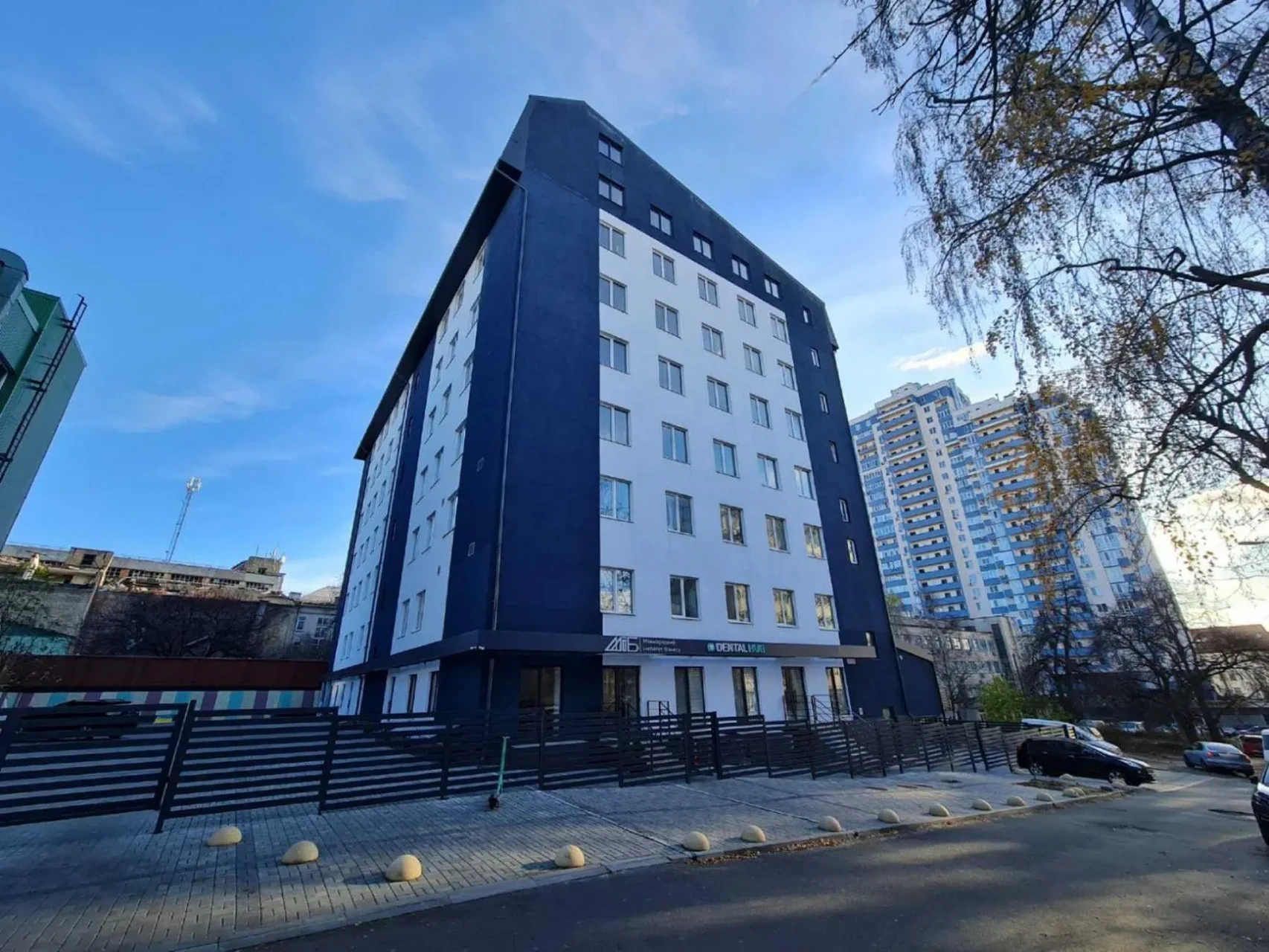 Офісні приміщення нового БЦ 