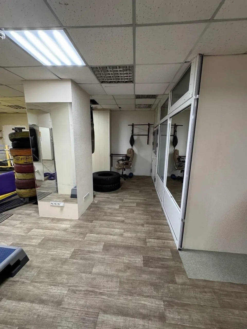 Оренда приміщення під офіс або склад Київ Соломенська 2