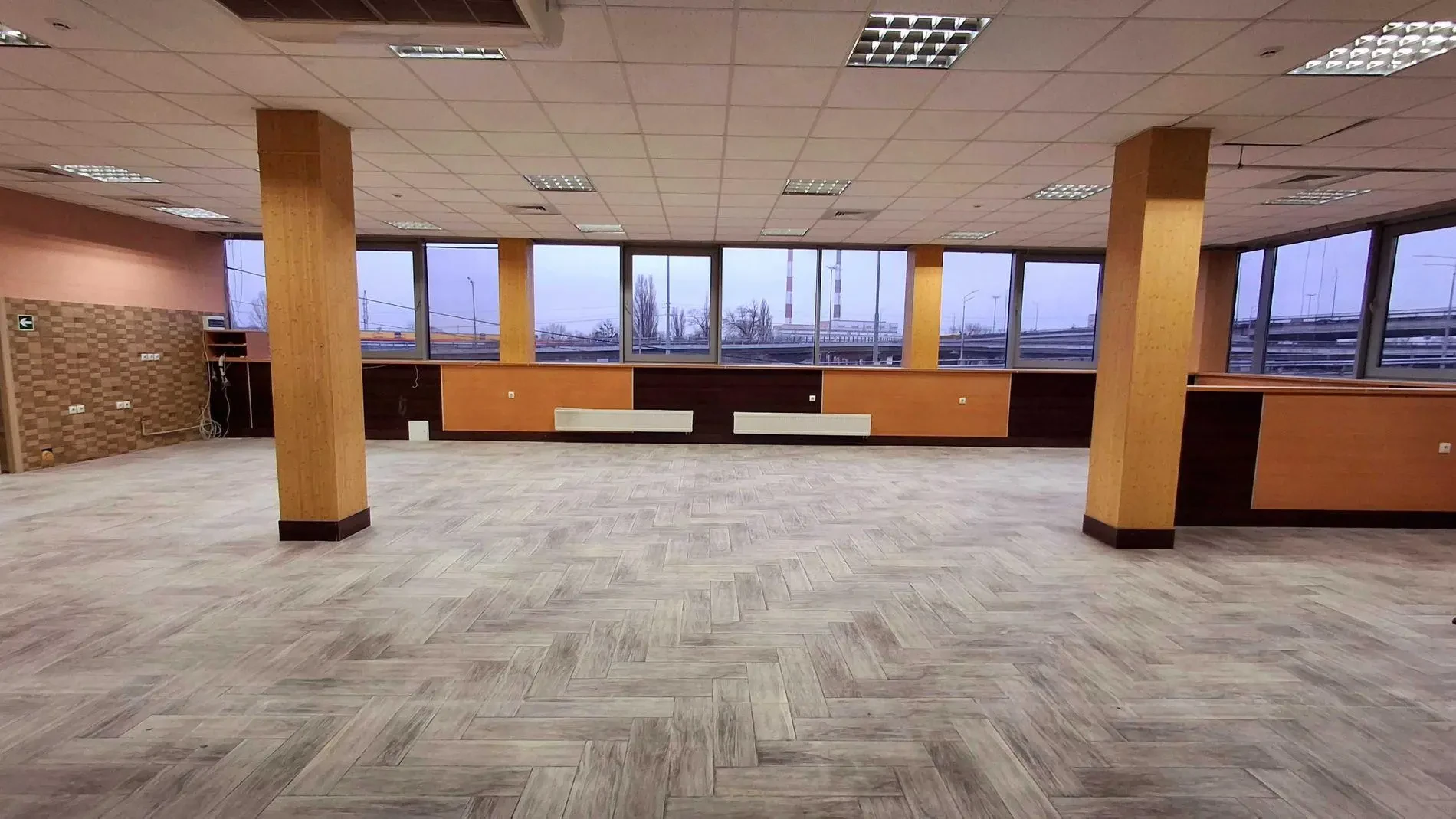 Сдам помещение свободного назначения Київ, Набережно-Печерська дорога 5