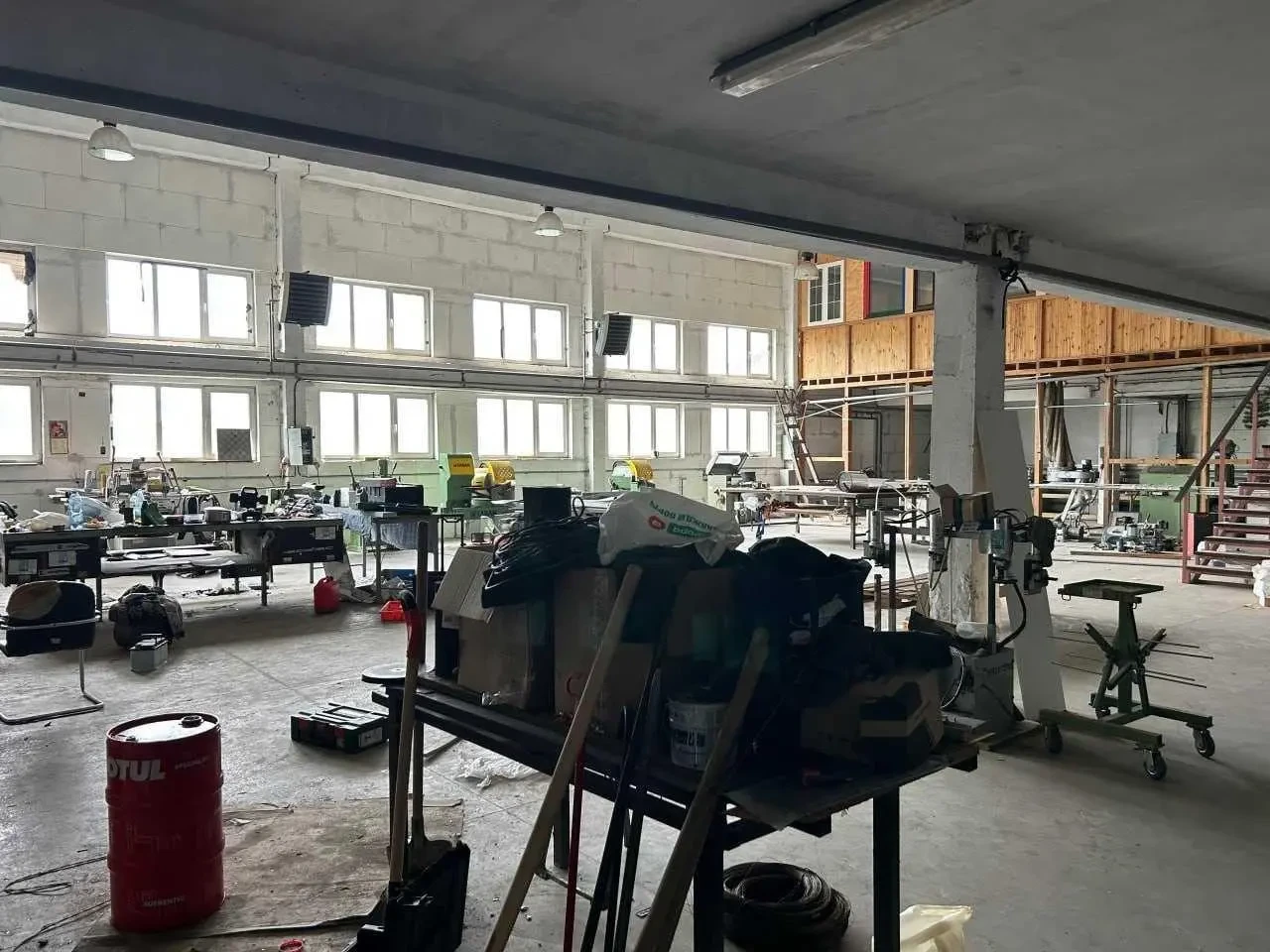 Продам производственное помещение Київ 2