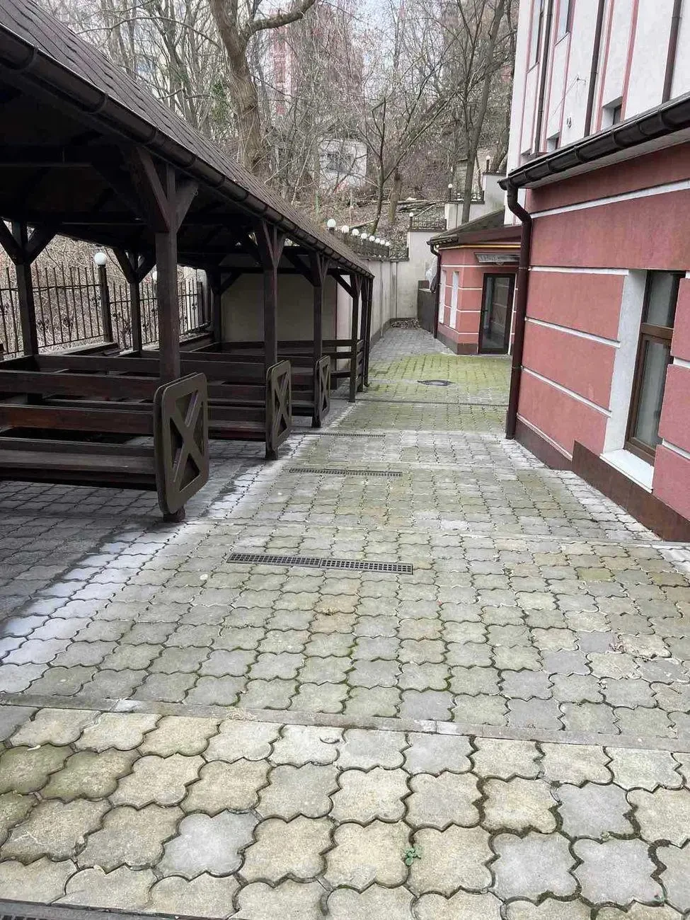 Оренда окрема адміністративна будівля, будинок, комерція Київ 4