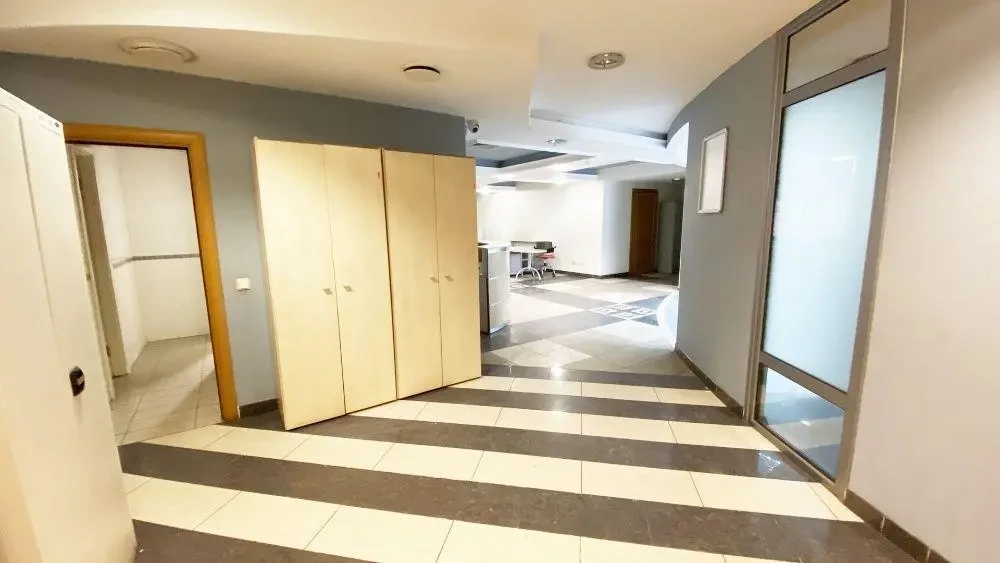 Продається бізнес-центр у Печерському районі Києва 5