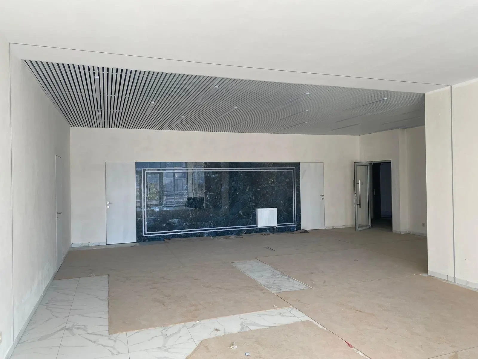 Продам офисное здание Київ, Лугова вул. 4