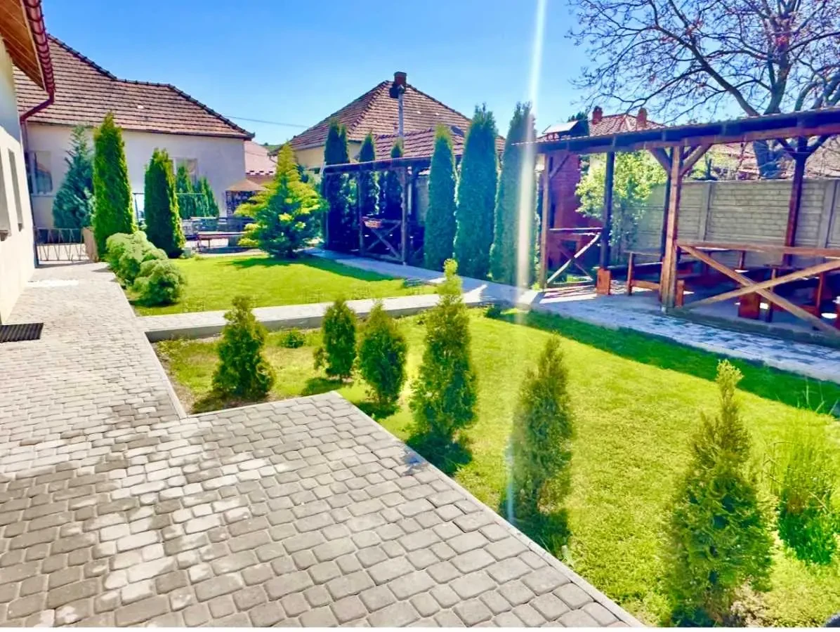 6-к будинок Берегівський, Берегове, Легоцького 71 2