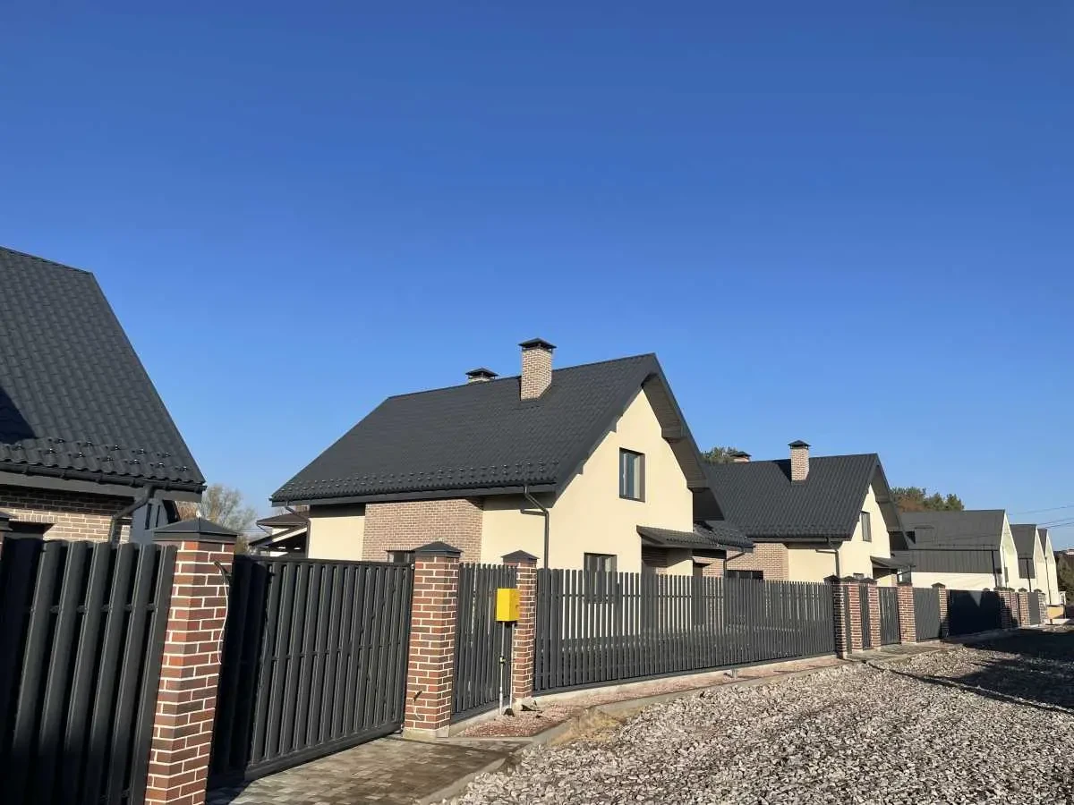 5-к будинок Бориспільський, Щасливе, Константиновская 7