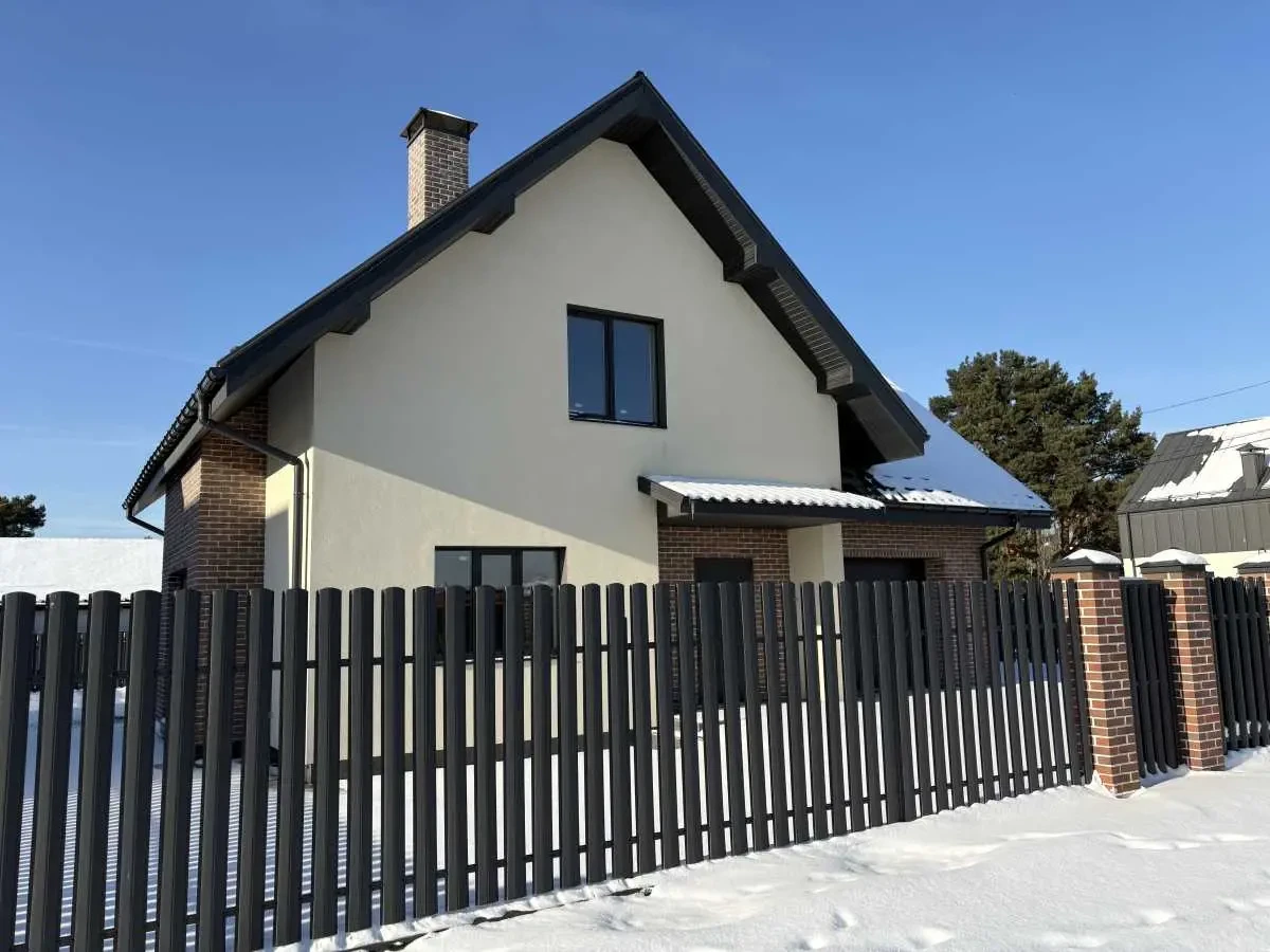 5-к будинок Бориспільський, Щасливе, Константиновская 2