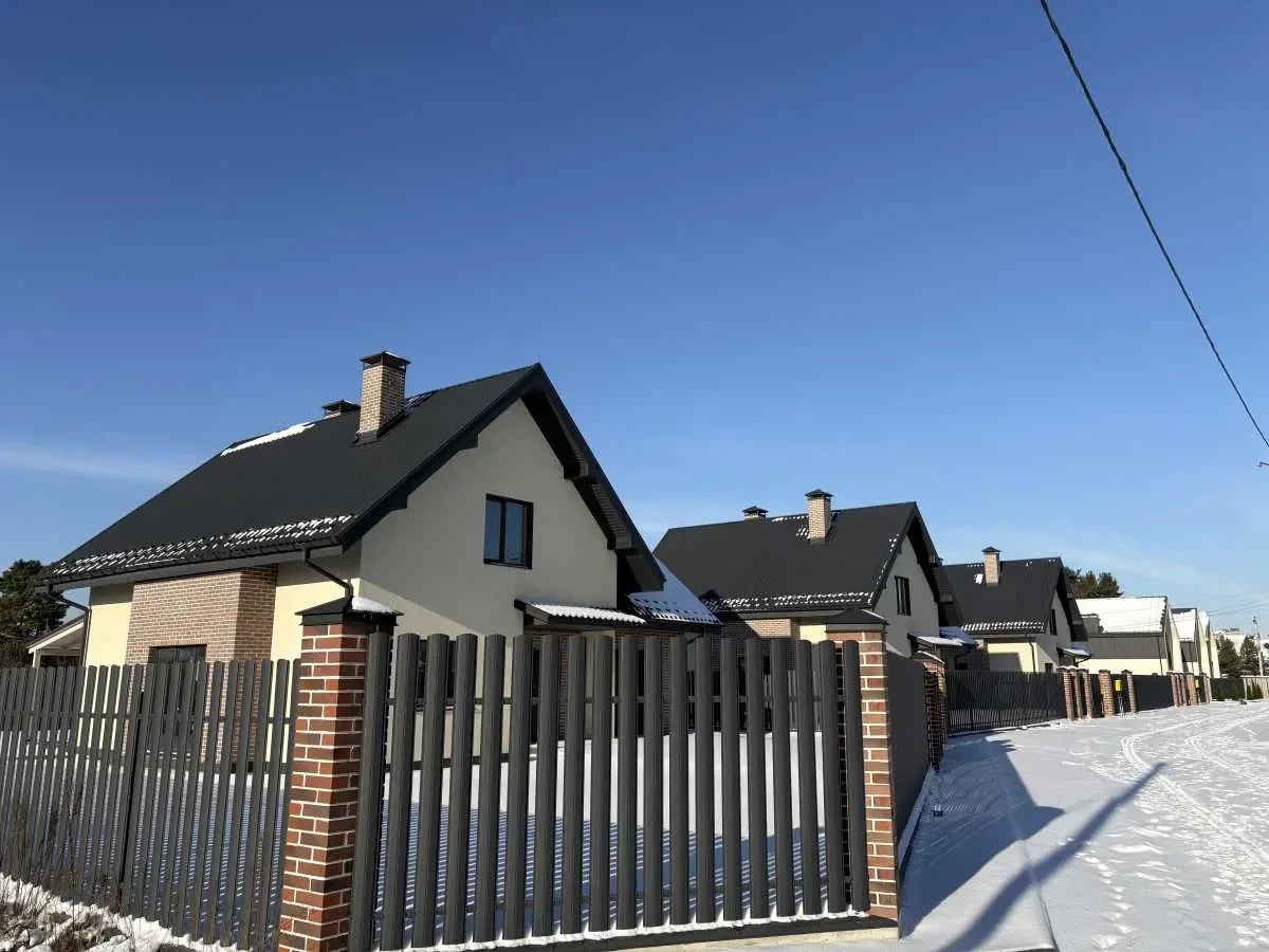 5-к будинок Бориспільський, Щасливе, Константиновская 3