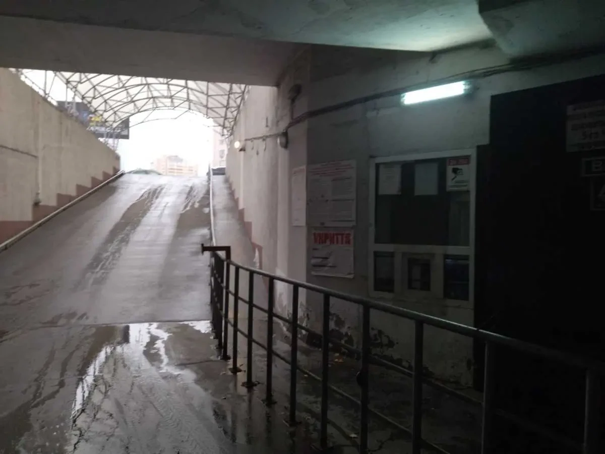 підземний паркінг Київ, Дарницький, Олександра Мишуги 8 3