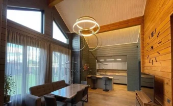 5-к будинок Обухівський, Романків, Розкішна вулиця