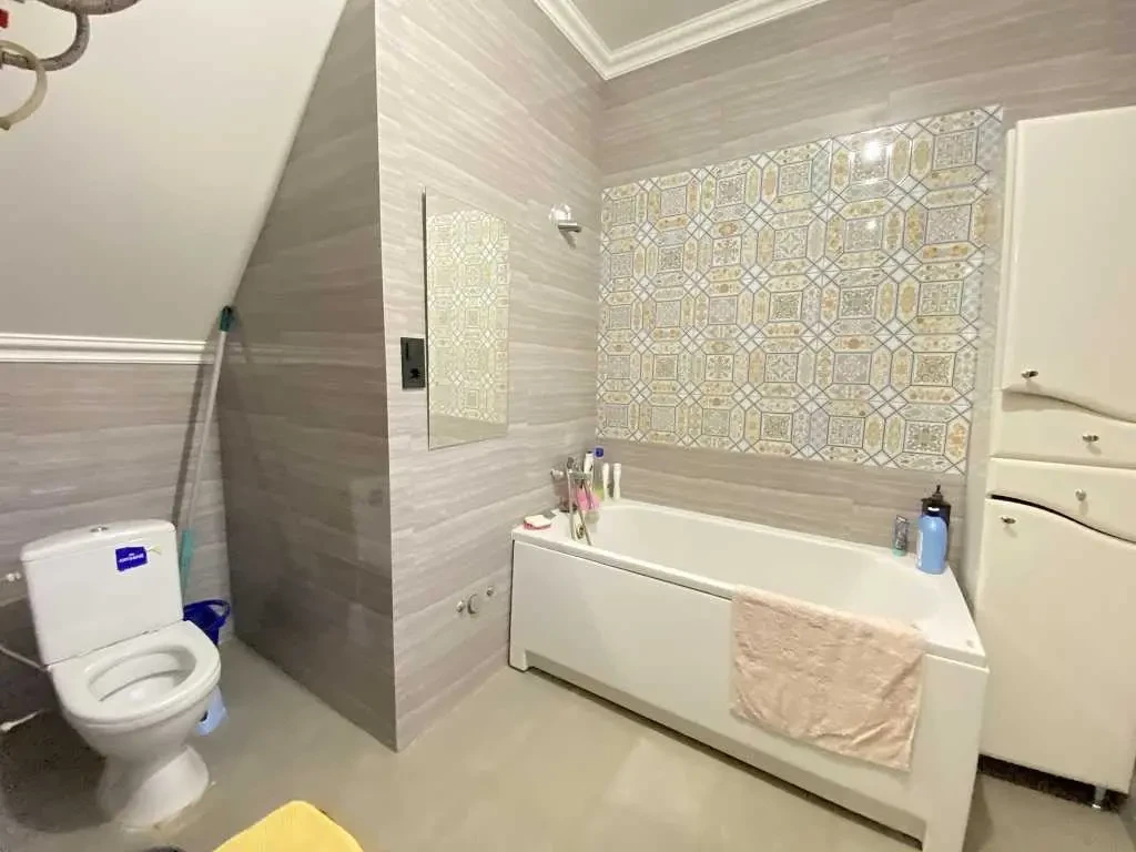 5-к будинок Київ, Святошинський, Плодова 15