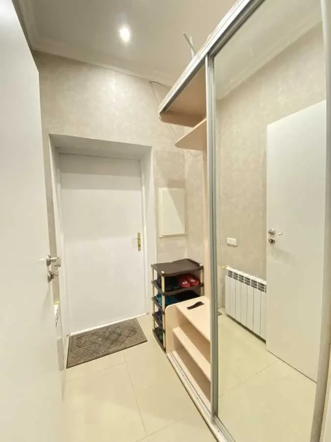 5-к будинок Київ, Святошинський, Плодова 11