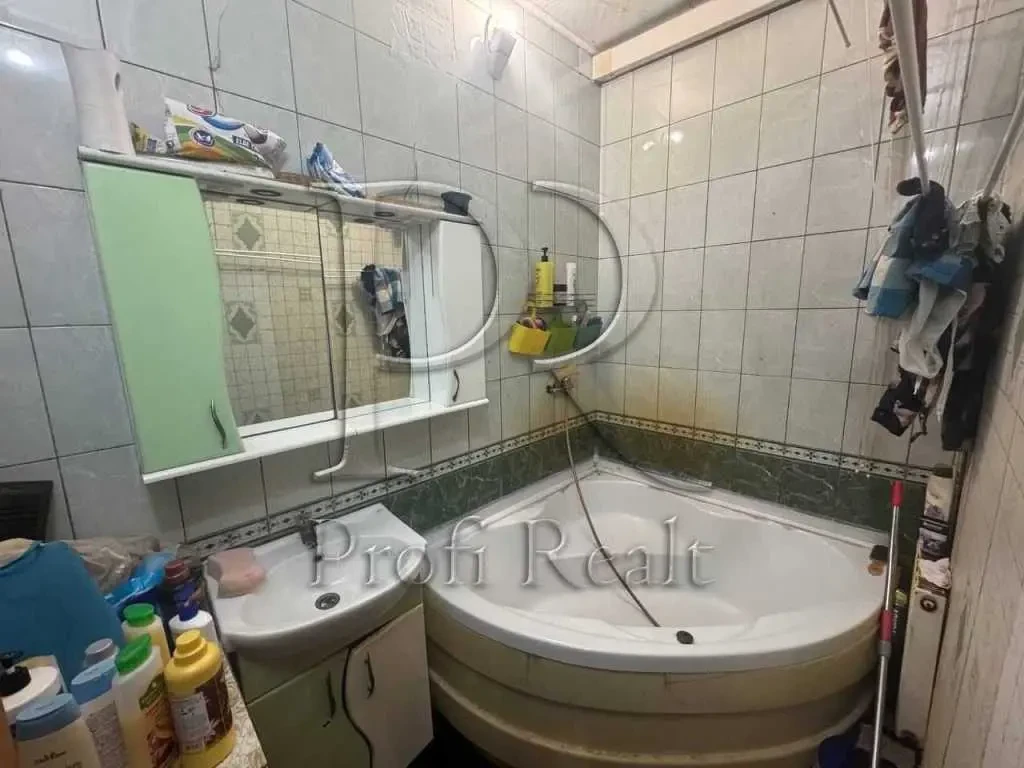 8-к будинок Київ, Дарницький, 8-а Лугова 31 19