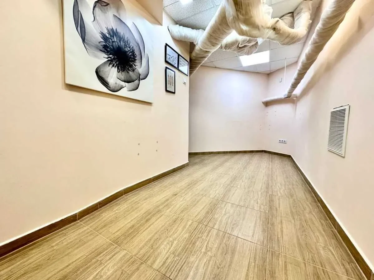 офісне приміщення Київ, Дніпровський, Раїси Окіпної 8