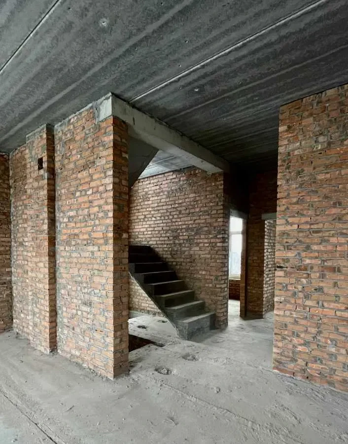 6-к будинок Фастівський, Новосілки, Молодіжна 24 7