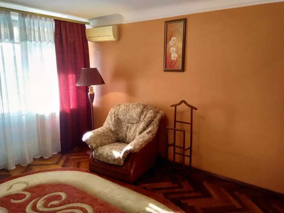 1-к квартира Київ, Печерський, Лесі Українки 2