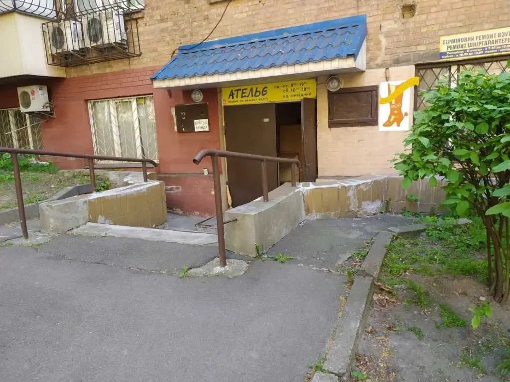 торгові площі Київ, Шевченківський, Золотоустівська 51 7