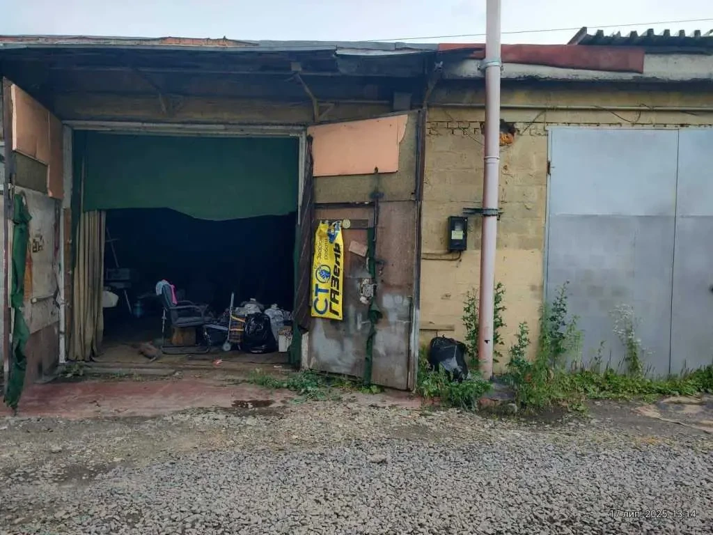 окремий гараж Київ, Деснянський, Пухівська 2 6