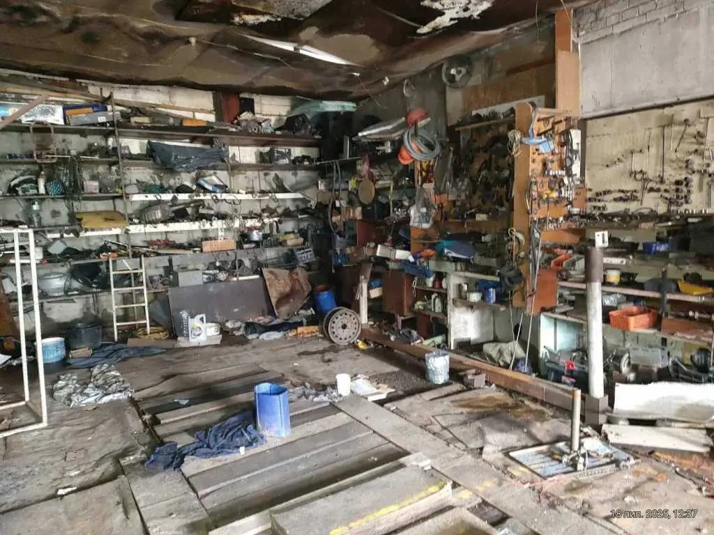 окремий гараж Київ, Деснянський, Пухівська 2 15