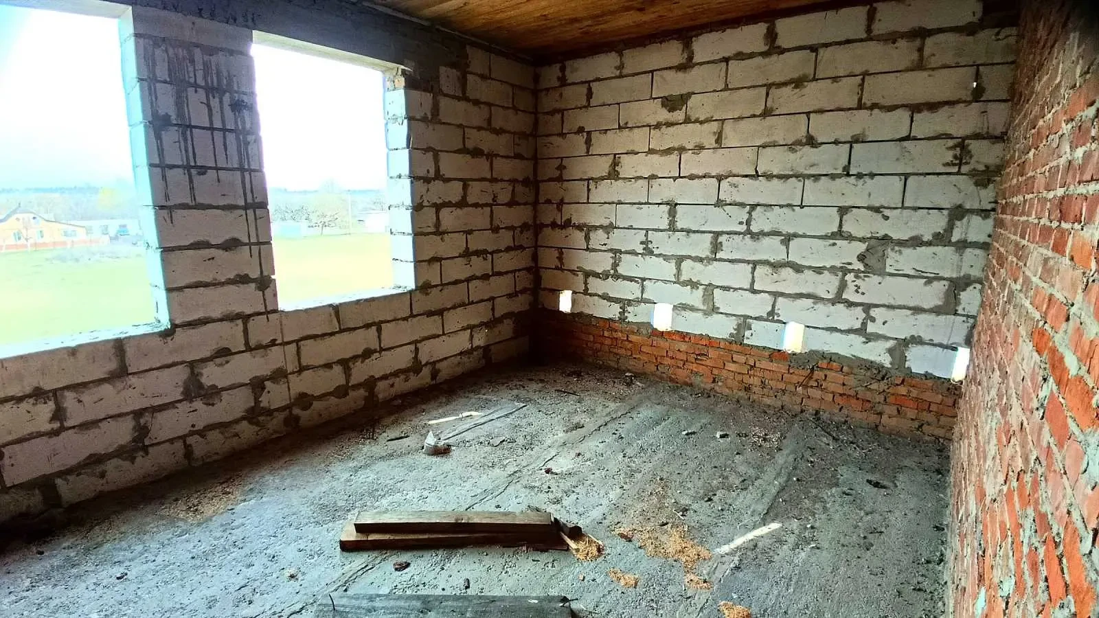 6-к будинок Бучанський, Березівка, полевая 18