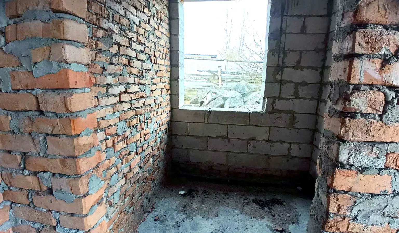 6-к будинок Бучанський, Березівка, полевая 8