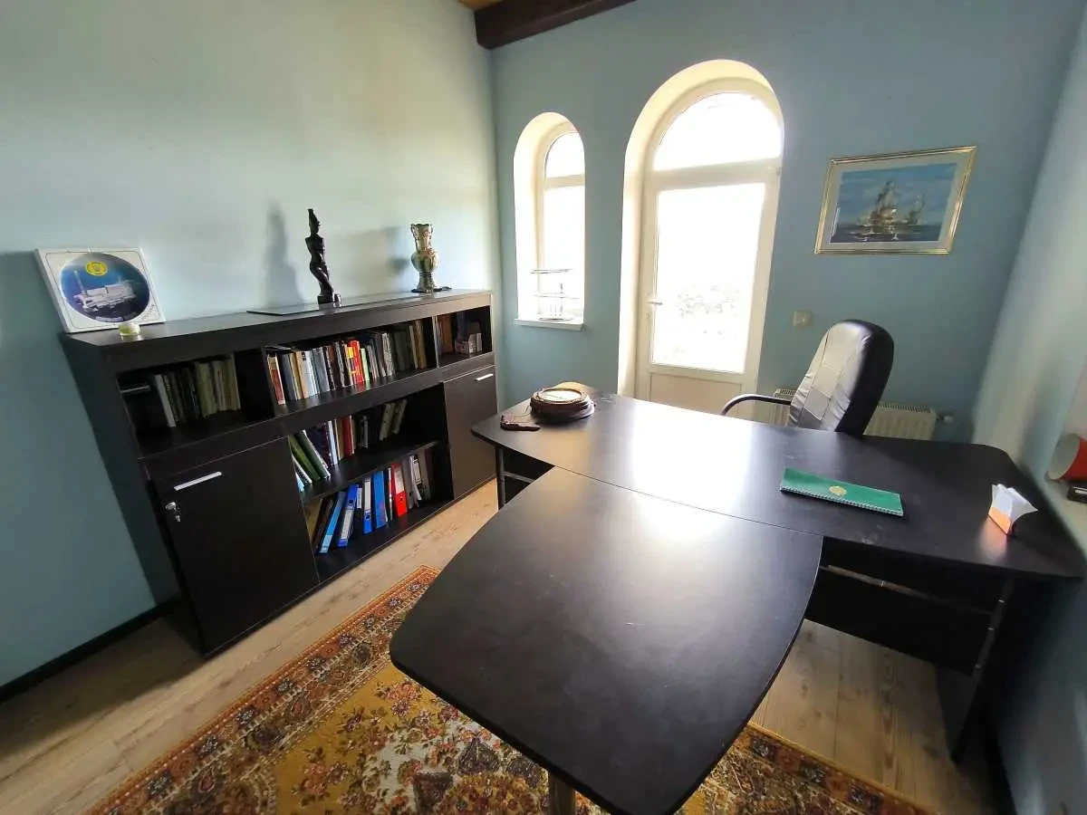 6-к дача Бучанський, Миколаївка, миколаївська 16