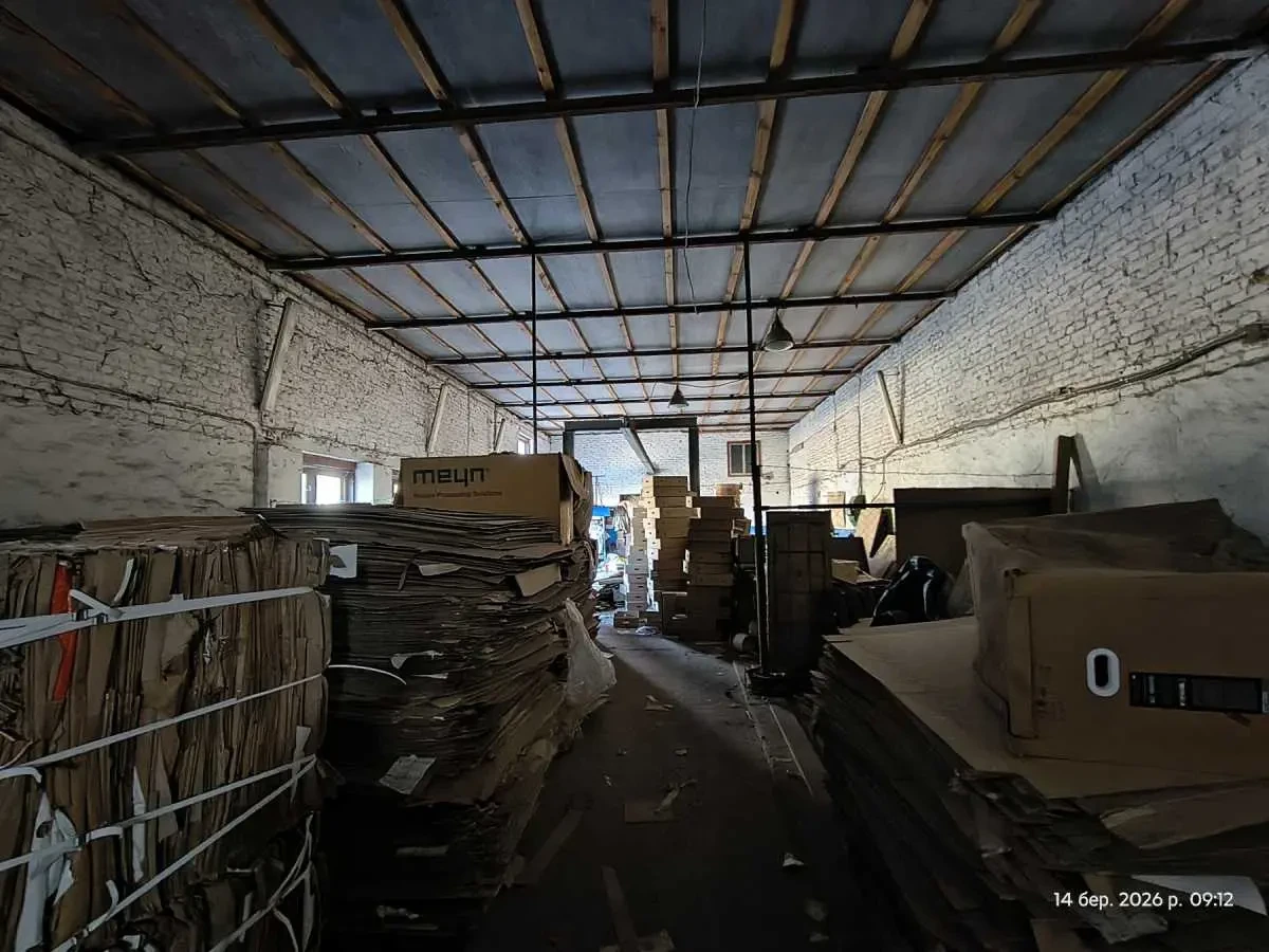 виробничі приміщення Канівський, Канів, Іллєнка 21