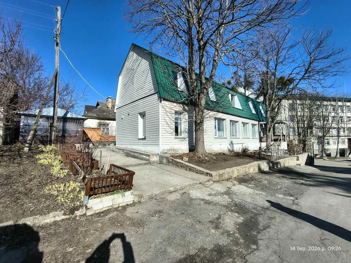 виробничі приміщення Канівський, Канів, Іллєнка 5