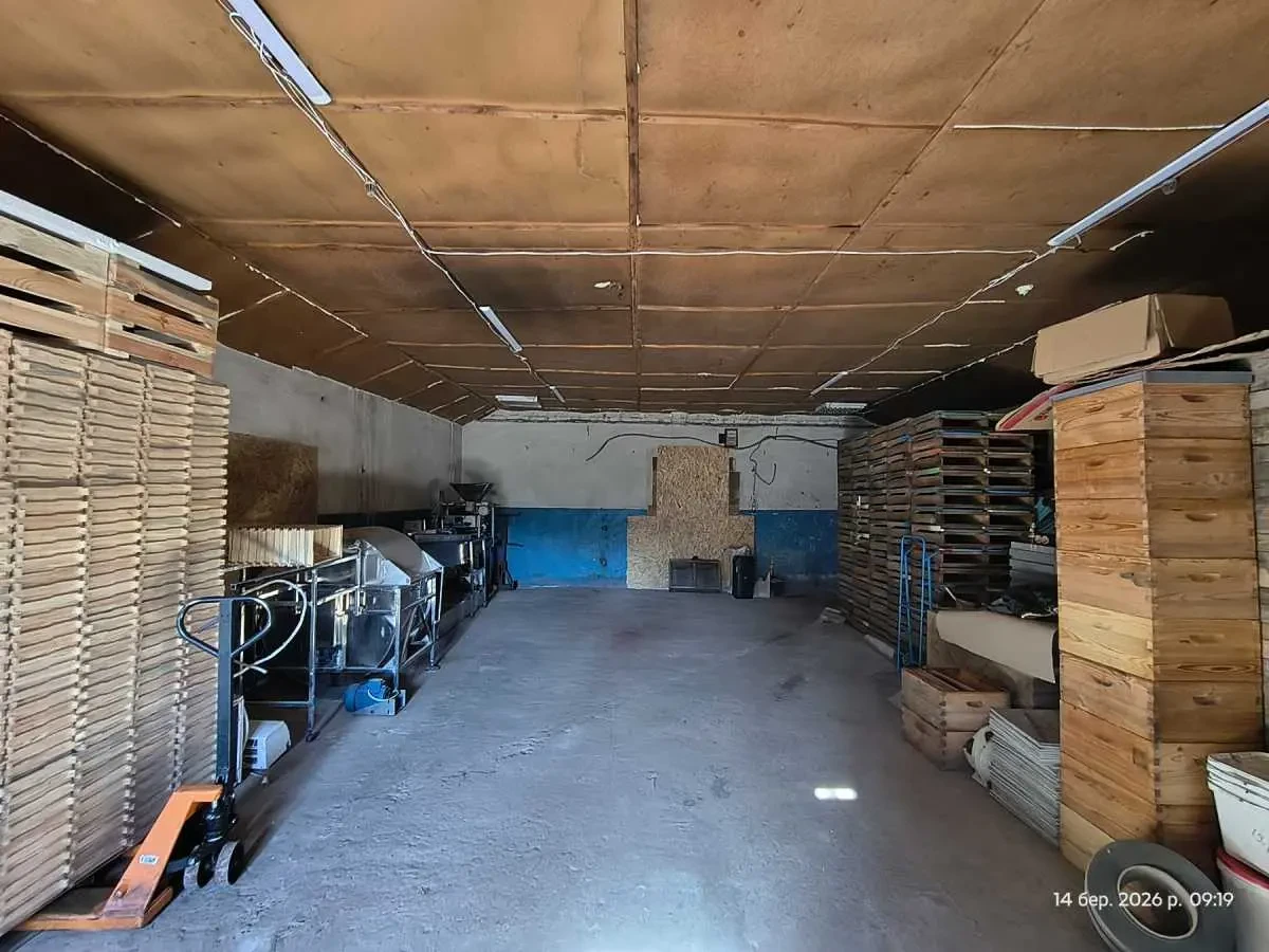 виробничі приміщення Канівський, Канів, Іллєнка 13