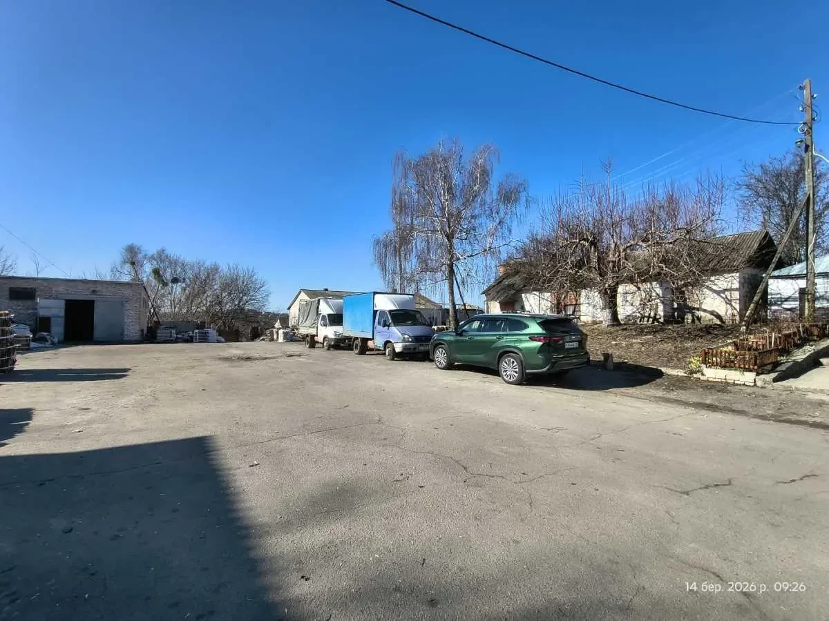 виробничі приміщення Канівський, Канів, Іллєнка 6