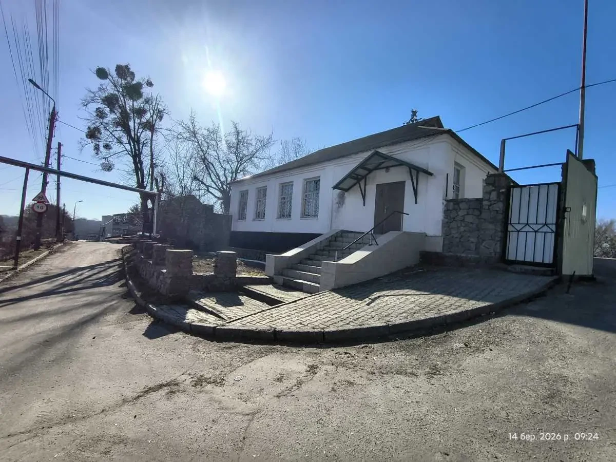 виробничі приміщення Канівський, Канів, Іллєнка 10