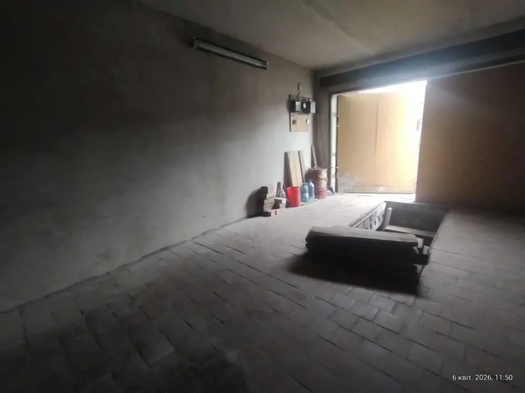 окремий гараж Київ, Деснянський, Миколи Закревського 93 5